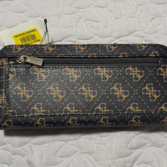 Guess Wallet - Picture 2 of 3